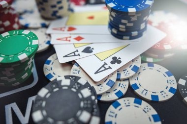 Dragon Tiger card game setup